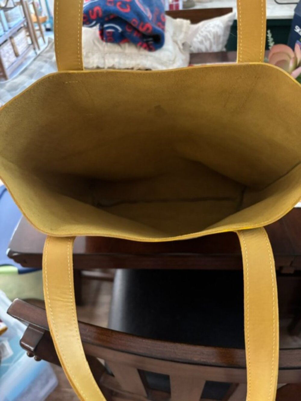 Ecodunia Leather Tote - Picture 2 of 4